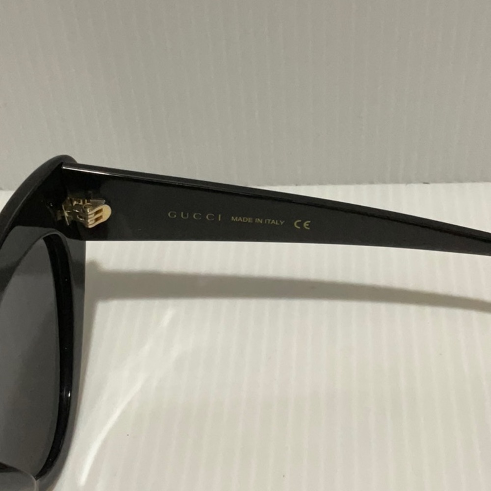 Woman’s Gucci sunglasses GG0895S cat eye black frame made in Italy - Picture 5 of 8